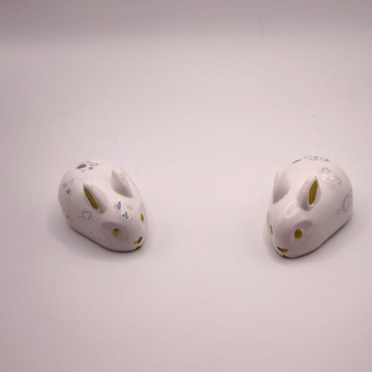 Gipsfiguren Hasen Weiß Handbemalt mit Motiven 🐰🎨
