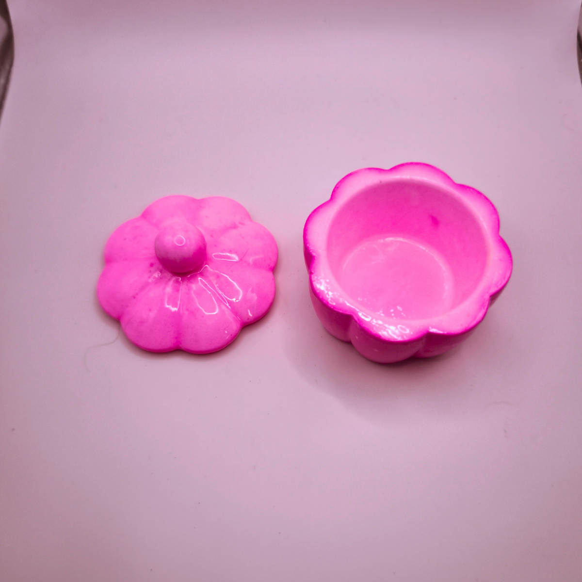 Gips Dose Blüte Pink mit Deckel