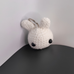 Amigurumi Schlüsselanhänger Hase Weiß